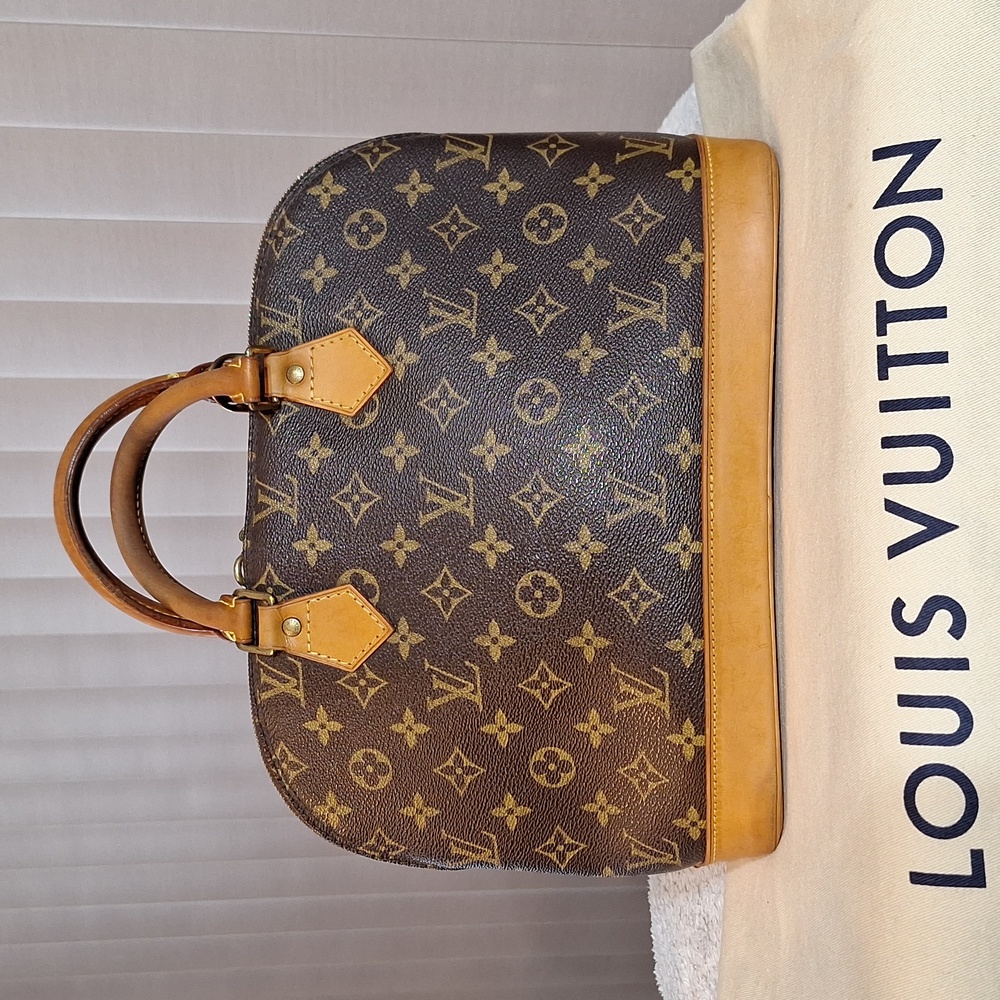 Louis Vuitton Alma